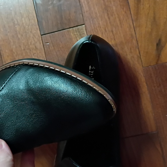 Shoes - Picture 4 of 4